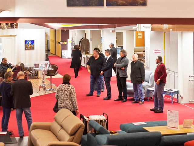 Vernissage_2015_schmolkes_moebelcenter_42